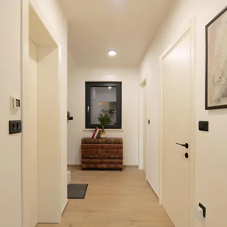 Holiday home Stunning In With Wi-fi Pula